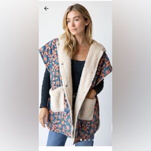 Natural Life Sherpa hooded vest